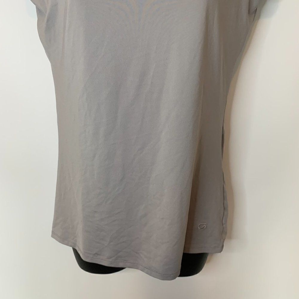 Gap Fit Short Sleeve Shirt - Picture 2 of 7